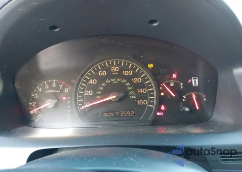 2004 Honda Accord 2.4 Lx z USA, uszkodzony, nr VIN 3HGCM56384G704269